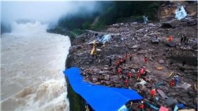 线路板厂祈福|福建泰宁山体滑坡紧急救援中