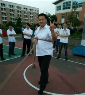 赣州深联PCB厂拔河比赛开幕啦。。